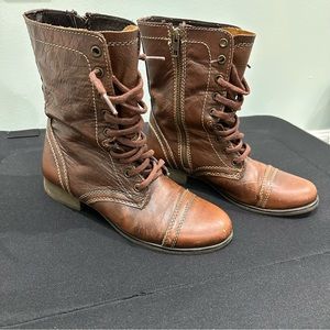 Steve Madden combat boot - Sz: W 8